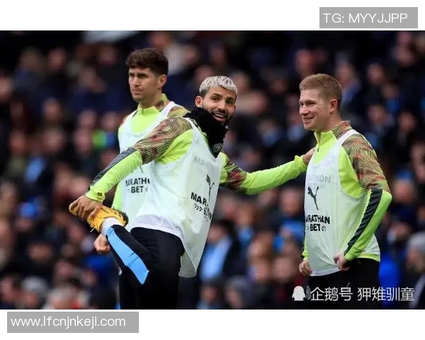 伯顿与曼城阵容对比分析揭示两队实力差异与战术特点