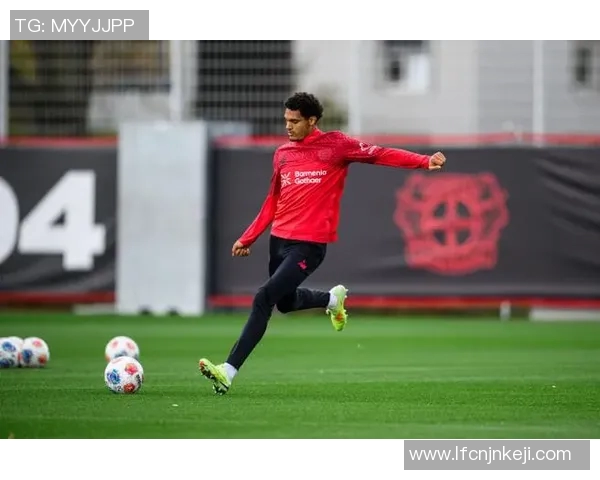 勒沃库森继续保持前四,凭借胜利击败弗赖堡巩固欧冠席位 勒沃库森继续保持前四,凭借胜利击败弗赖堡巩固欧冠席位