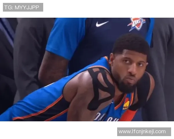 雷霆队首轮惨遭横扫,威少面临连续三年一轮游 雷霆队首轮惨遭横扫,威少面临连续三年一轮游