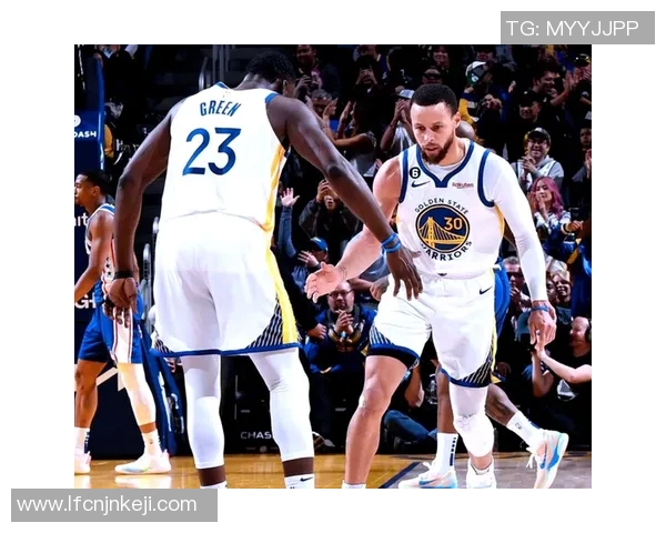 勇士队成功晋级总决赛，对阵76人队：激战在即，谁将问鼎巅峰？