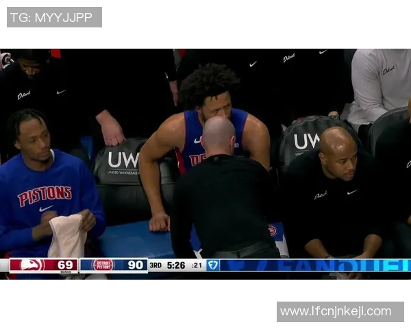 灰熊与老鹰精彩对决回放分析赛场瞬间回顾与战术解析