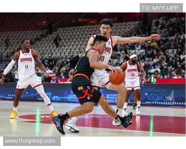 贺希宁:在篮球场上书写青春与梦想的传奇旅程 贺希宁:在篮球场上书写青春与梦想的传奇旅程